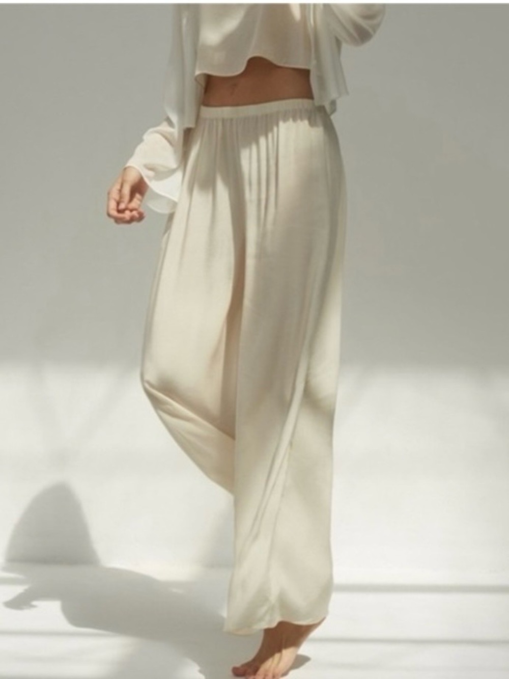 NEW NAP Loungewear Cupro Rayon Blend Pull On Minimalist Wide Leg Pants Medium